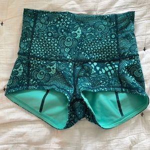 Size 6 Lululemon High Waist Short Shorts